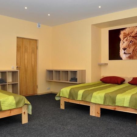 Riga City Center Quiet Apartment With Free Private Parking ภายนอก รูปภาพ