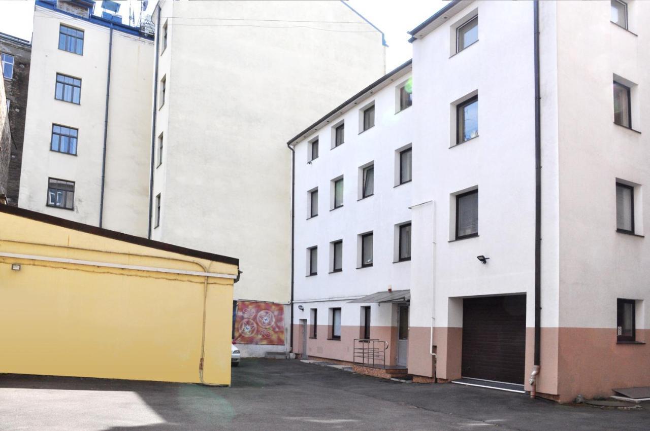 Riga City Center Quiet Apartment With Free Private Parking ภายนอก รูปภาพ